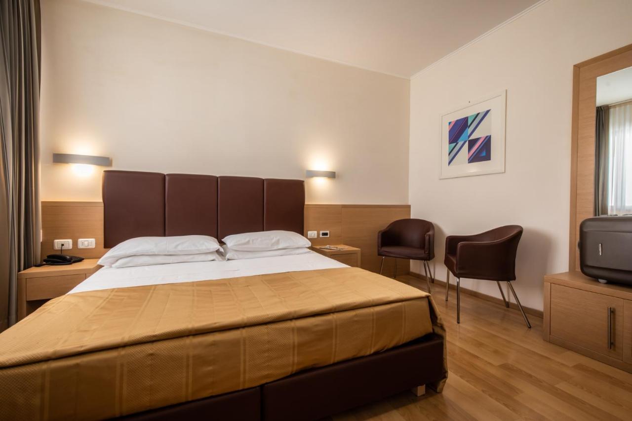 Hotel Centro Benessere Gardel Arta Terme Bagian luar foto