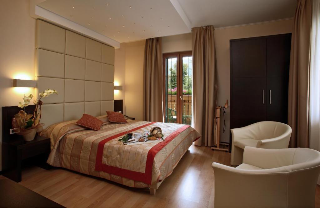 Hotel Centro Benessere Gardel Arta Terme Ruang foto